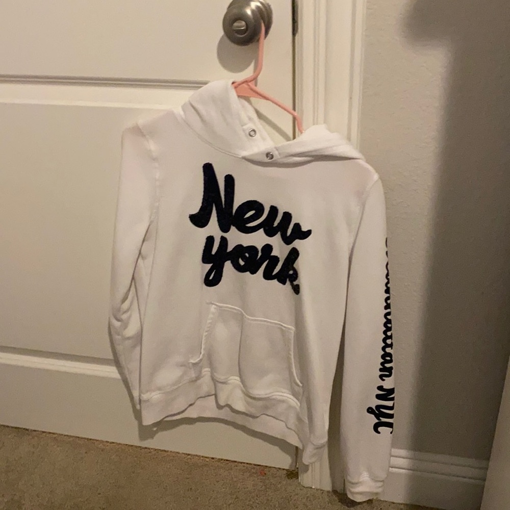 🍍6/$10🍍 New York jacket